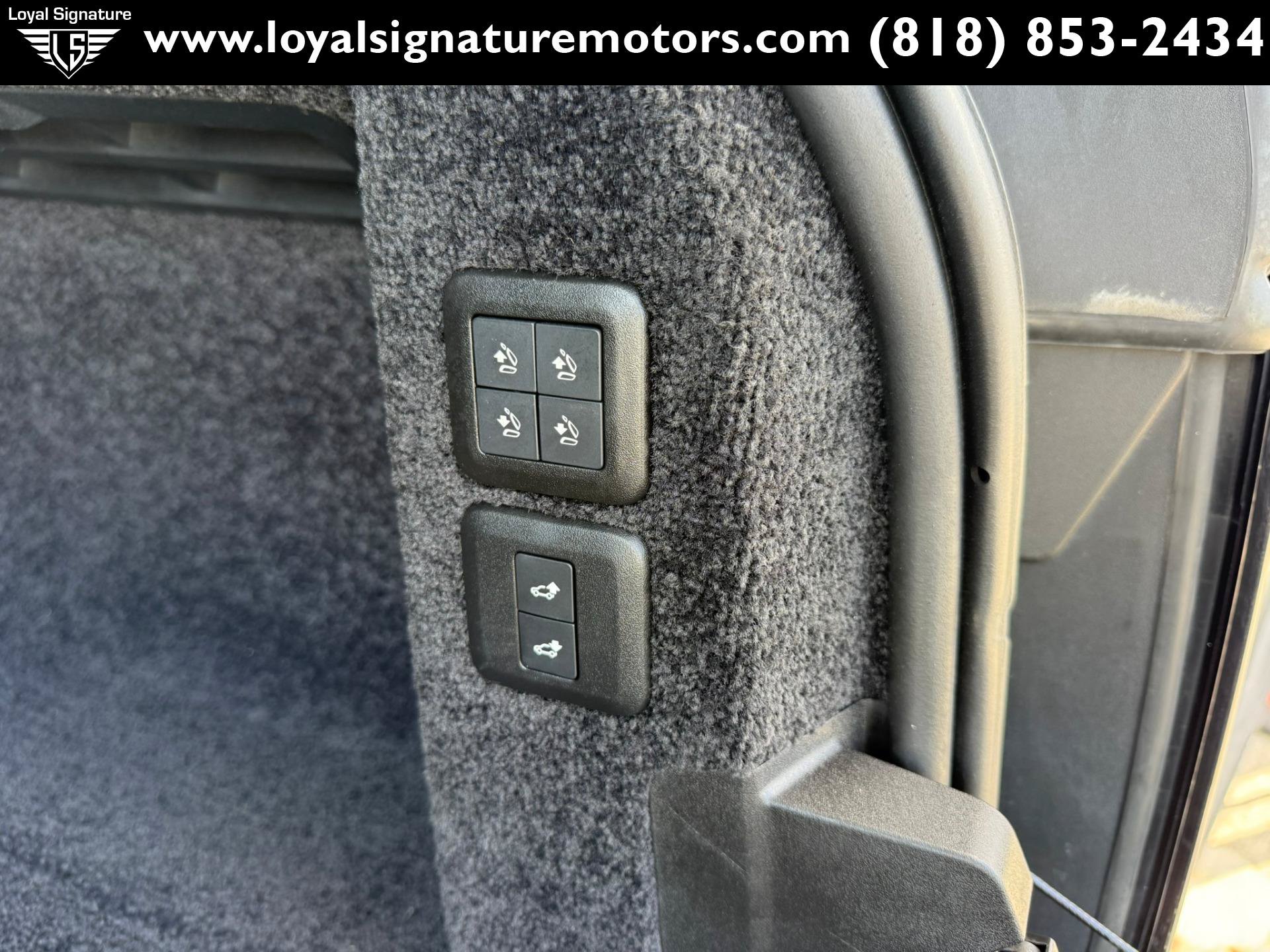 Used 2018 Land Rover Range Rover Supercharged AWD/4WD image 11