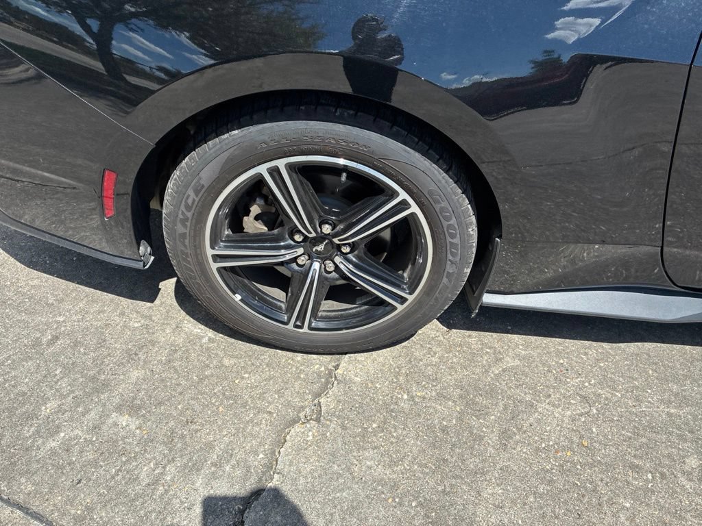 Used 2024 Ford Mustang Premium RWD image 6