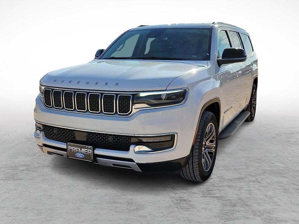 Used 2024 Jeep Wagoneer L Series II RWD image 4