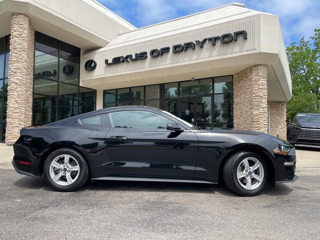 Used 2020 Ford Mustang Coupe RWD video 2