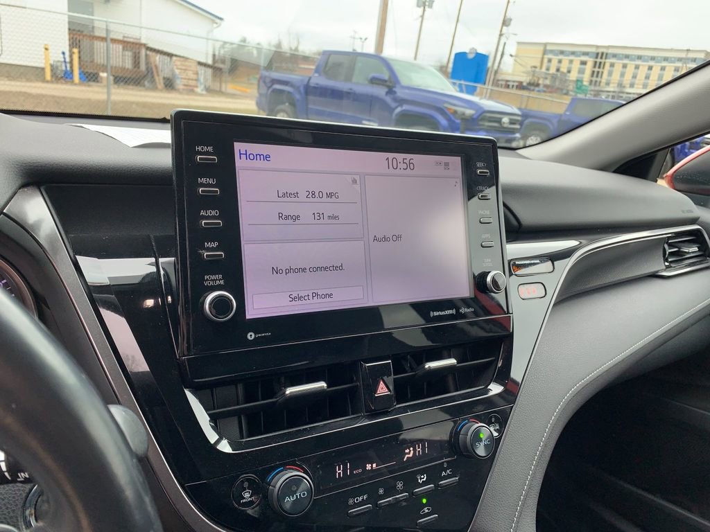 Used 2021 Toyota Camry XSE image 23