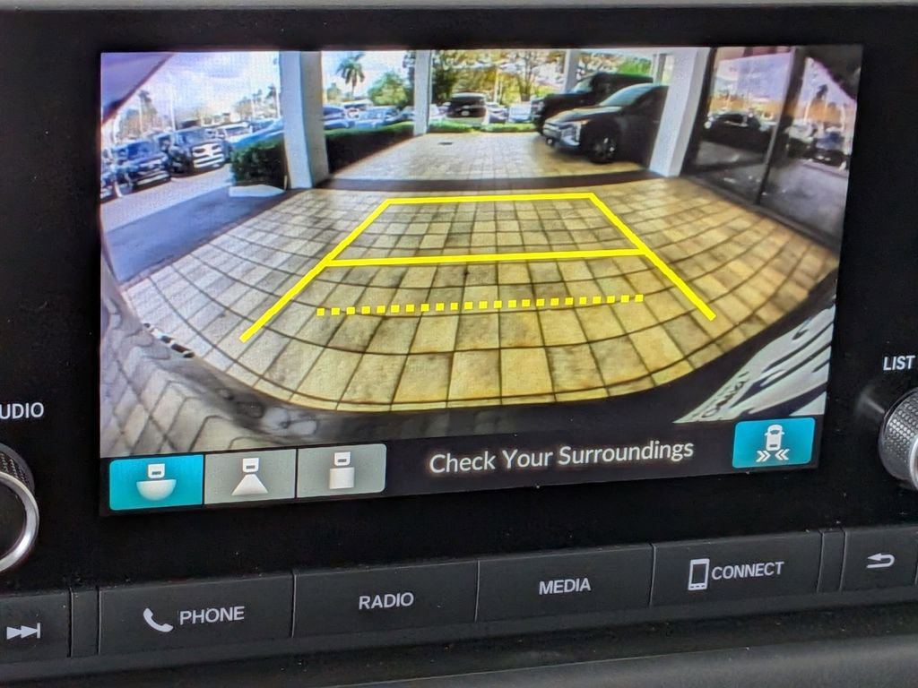 Used 2025 Honda HR-V Sport image 18