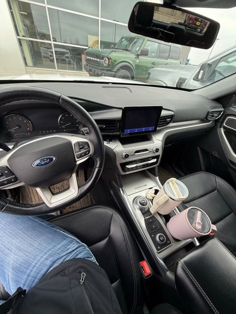 Used 2020 Ford Explorer XLT w/ Equipment Group 202A image 28