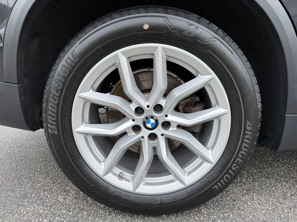 Certified 2022 BMW X5 xDrive40i w/ Premium Package AWD/4WD image 17