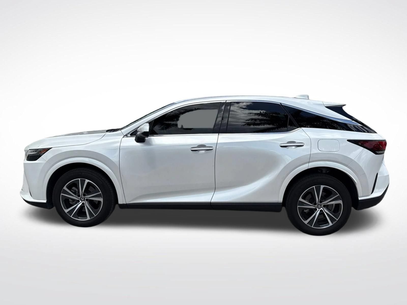 Used 2025 Lexus RX 350 FWD w/ Technology Package image 8