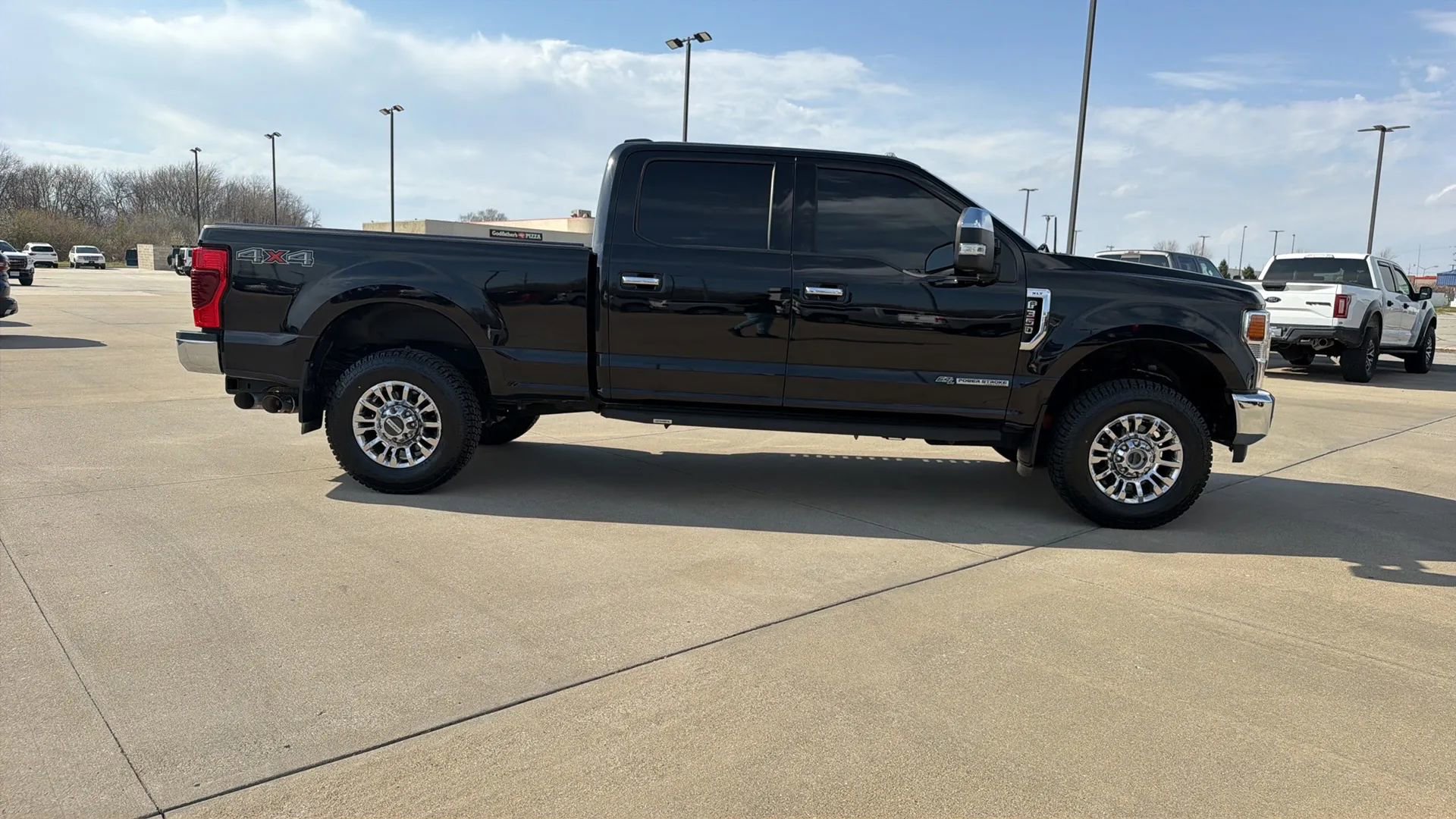 Used 2020 Ford F350 XLT w/ XLT Premium Package AWD/4WD image 26