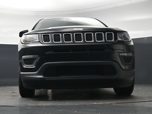 Used 2018 Jeep Compass Sport FWD image 30