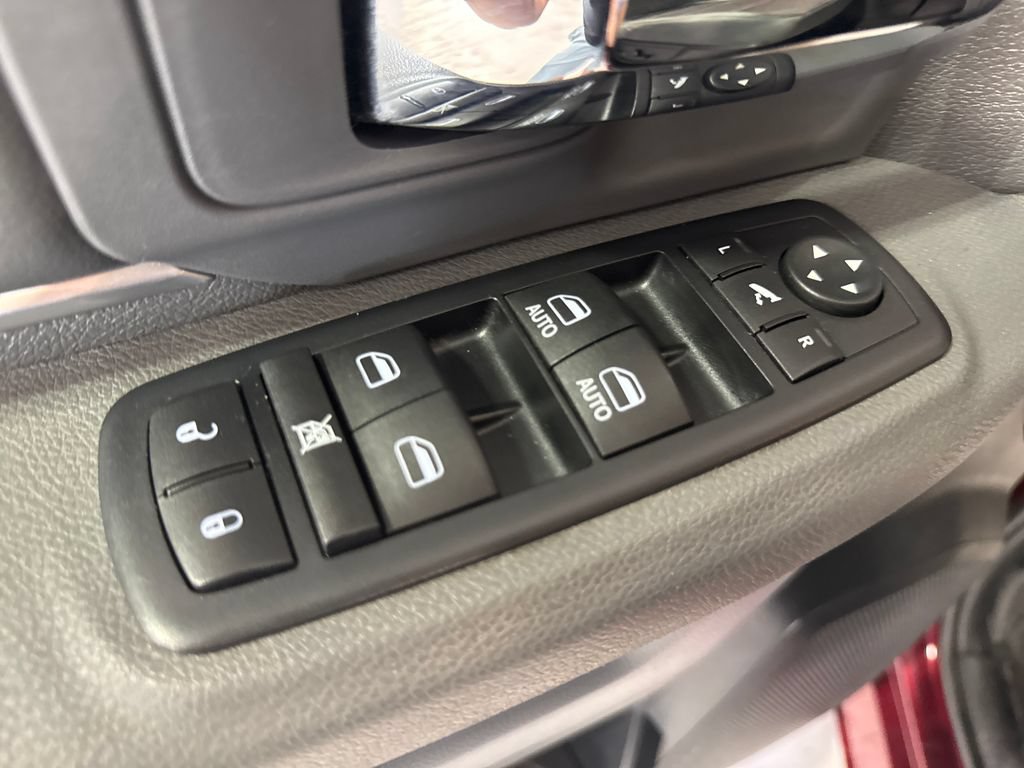 Used 2016 RAM 1500 Big Horn AWD/4WD image 30