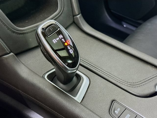 Used 2018 Cadillac XT5 Luxury w/ LPO, Black Ice Package AWD/4WD image 23