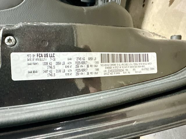 Used 2016 Dodge Grand Caravan R/T FWD image 34