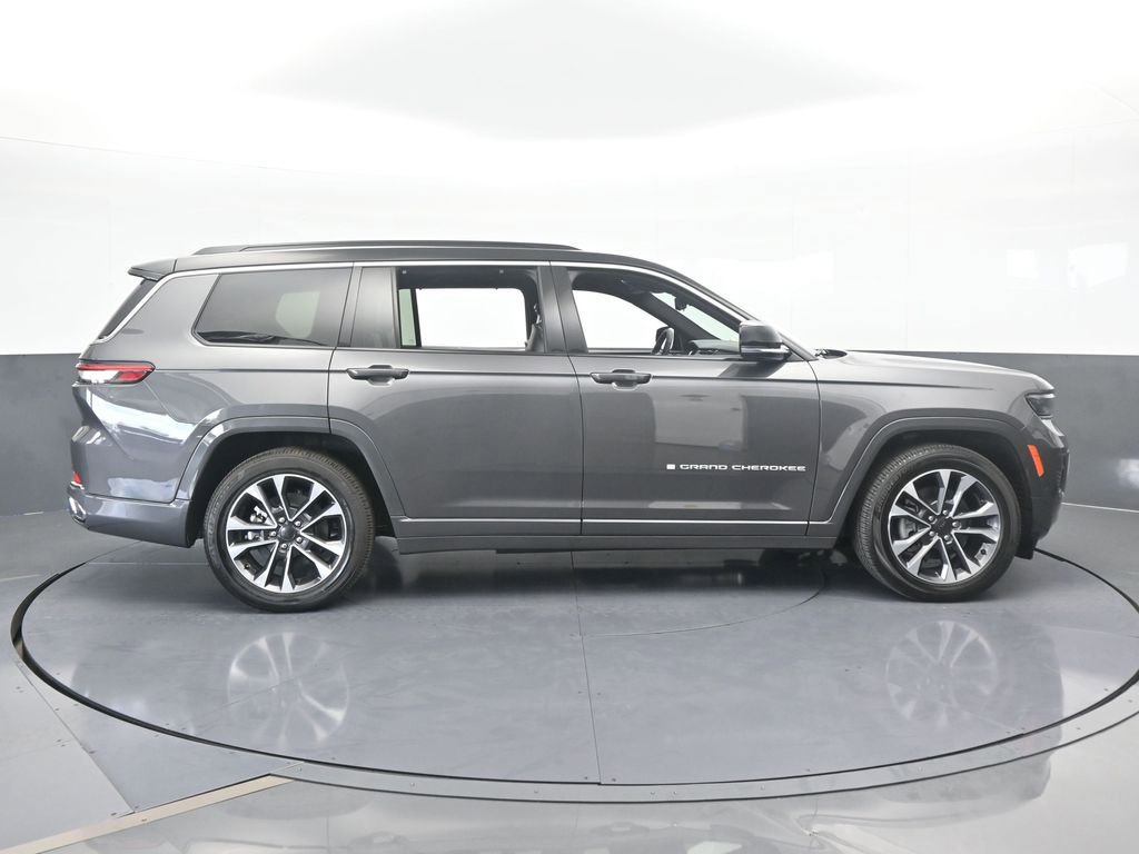 Used 2024 Jeep Grand Cherokee L Overland w/ Luxury Tech Group IV image 7