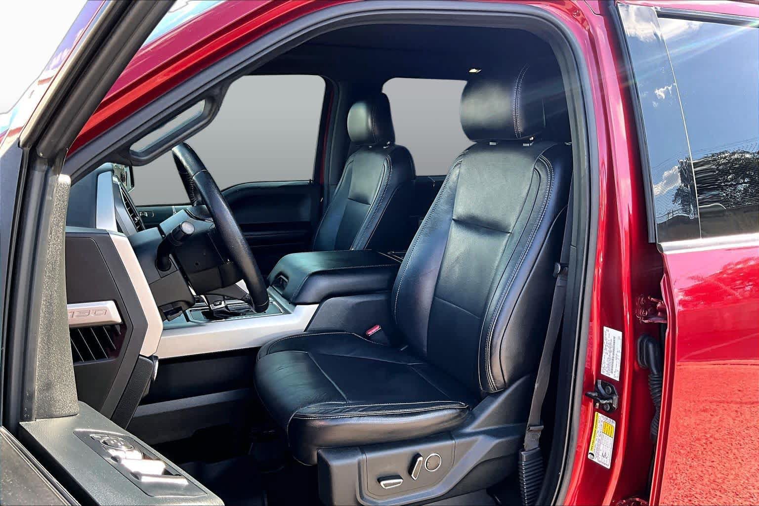 Used 2015 Ford F150 Lariat RWD image 9