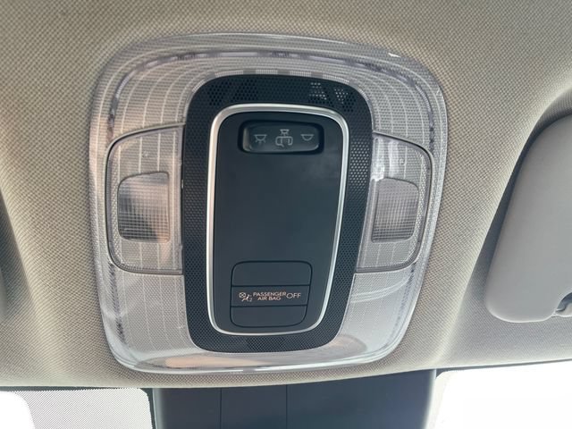 Used 2024 Hyundai Elantra SE FWD image 19