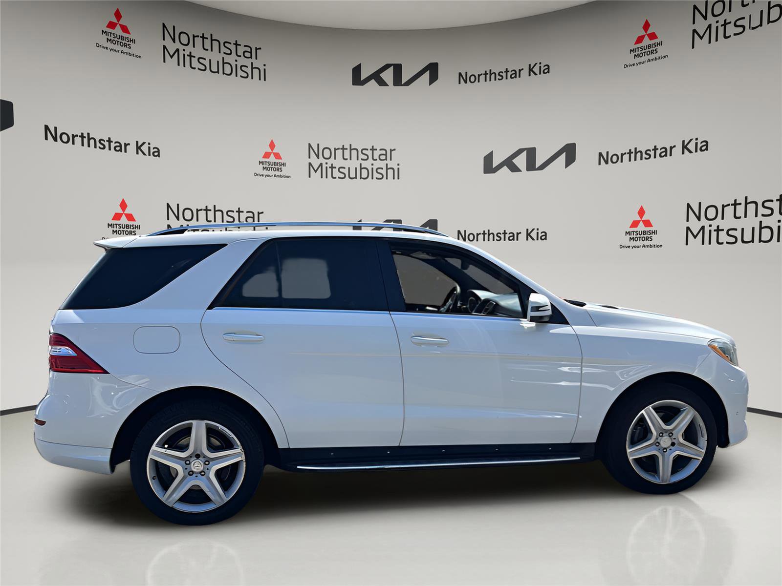 Used 2015 Mercedes-Benz ML 400 4MATIC image 6