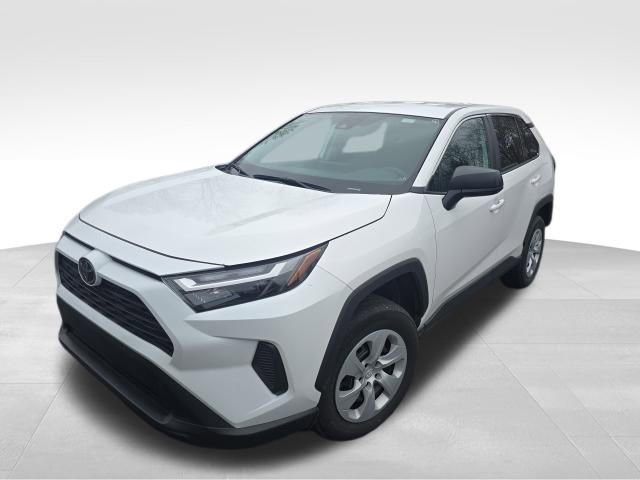 Used 2024 Toyota RAV4 LE image 10