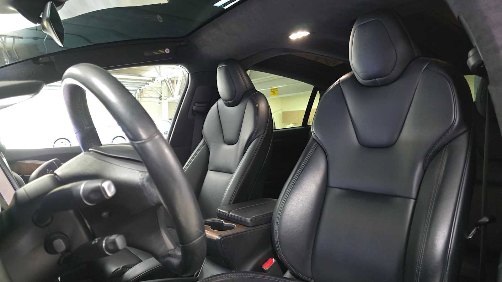 Used 2020 Tesla Model X Long Range image 22