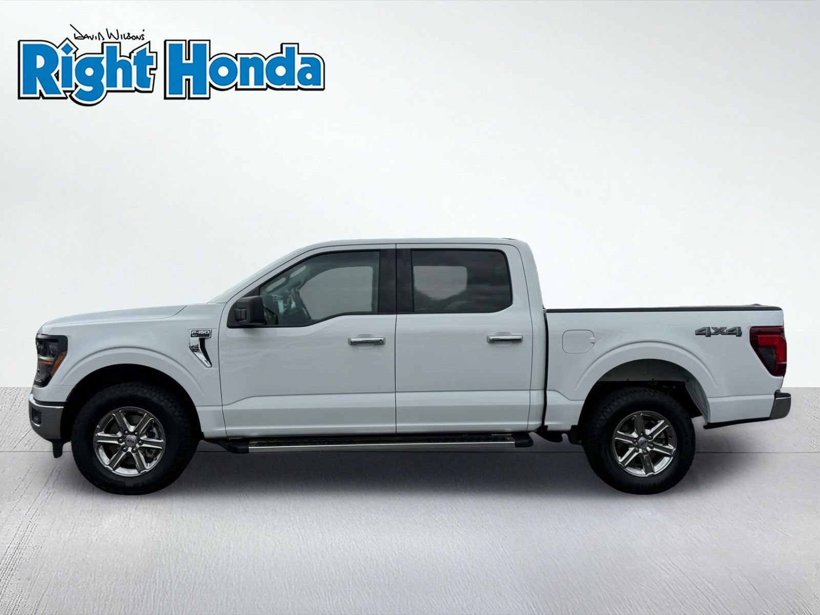 Used 2025 Ford F150 XLT w/ Equipment Group 301A Standard AWD/4WD image 3