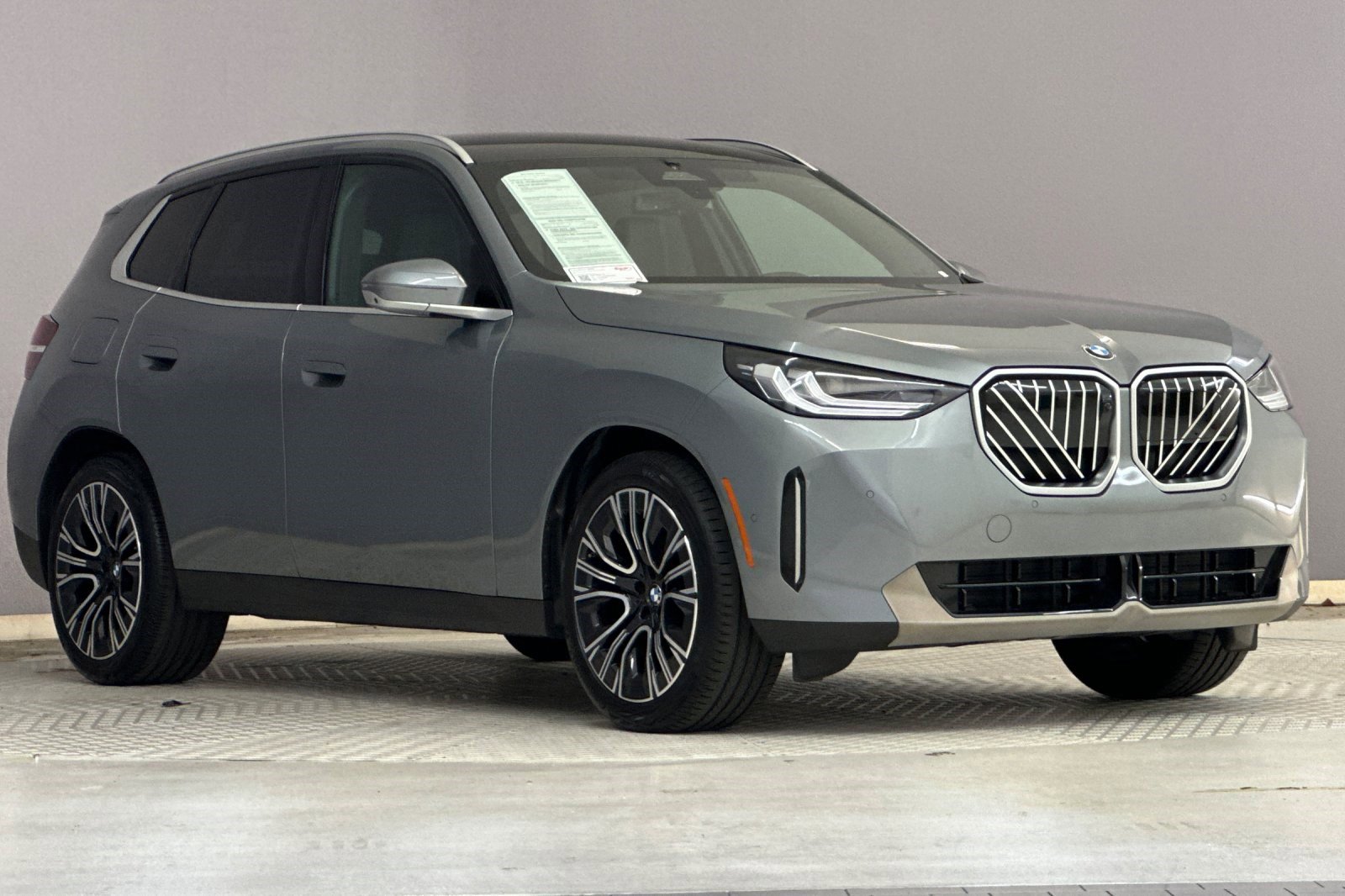 Used 2025 BMW X3 xDrive30 w/ Premium Package AWD/4WD image 5