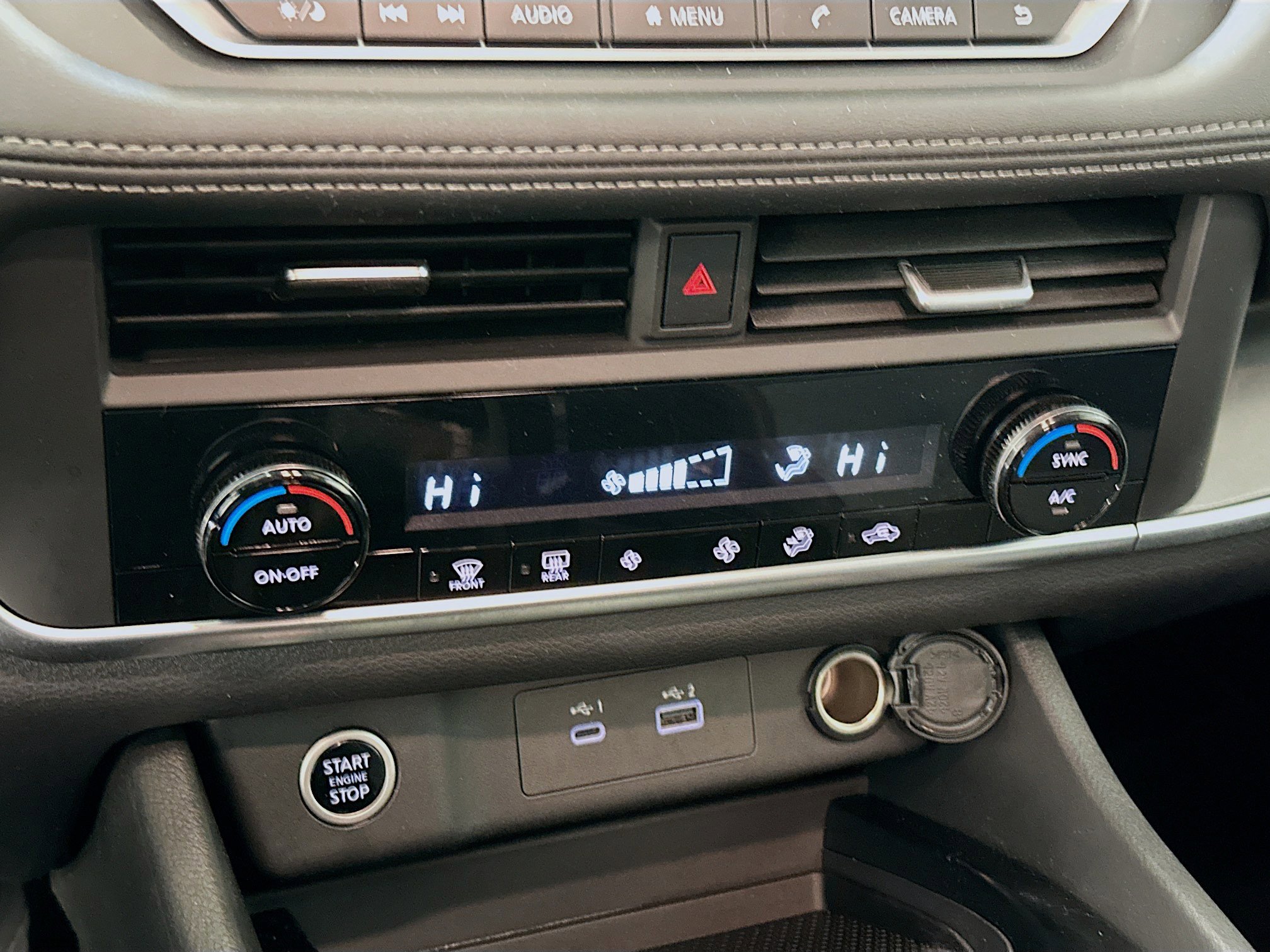 Used 2023 Nissan Rogue SV image 23