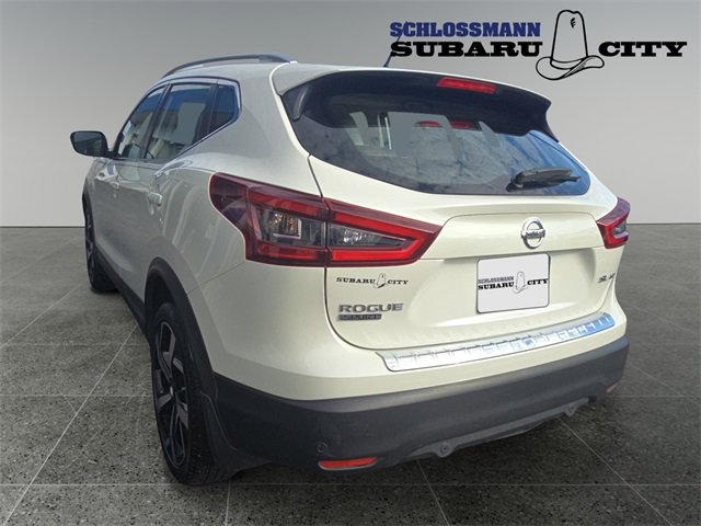 Used 2022 Nissan Rogue Sport SL w/ Premium Package image 7