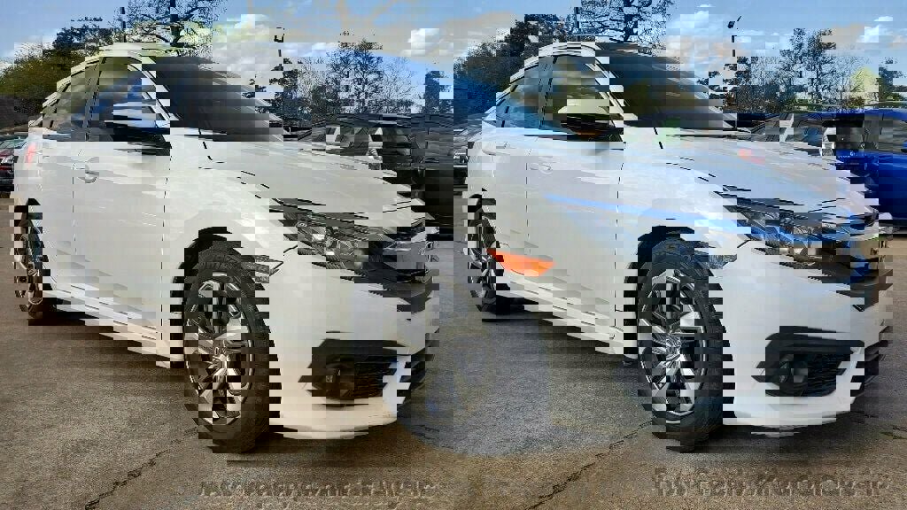 Used 2020 Honda Civic LX image 7
