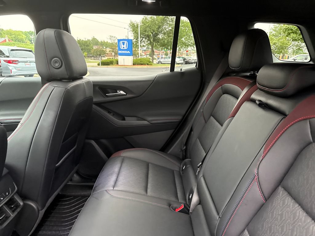 Used 2025 Chevrolet Equinox RS w/ Convenience Package III AWD/4WD image 21