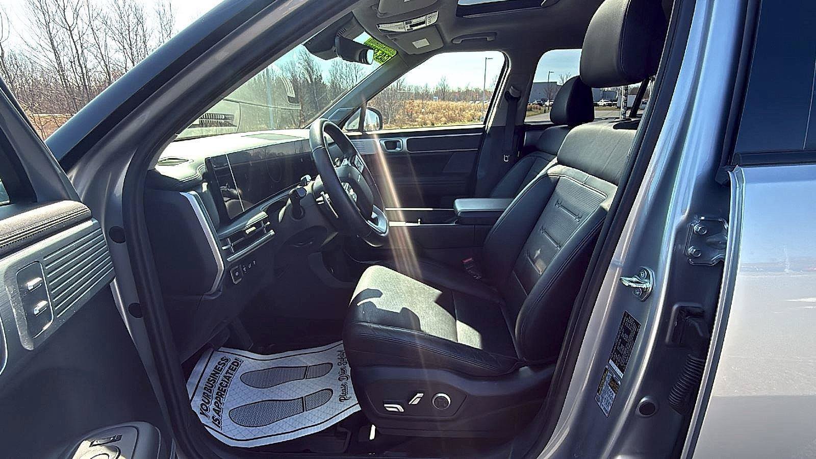 Certified 2024 Hyundai Santa Fe Limited FWD image 25