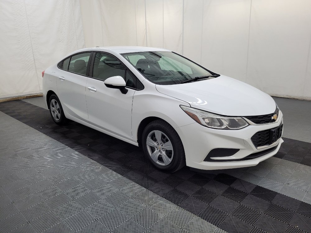 Used 2018 Chevrolet Cruze LS FWD image 11