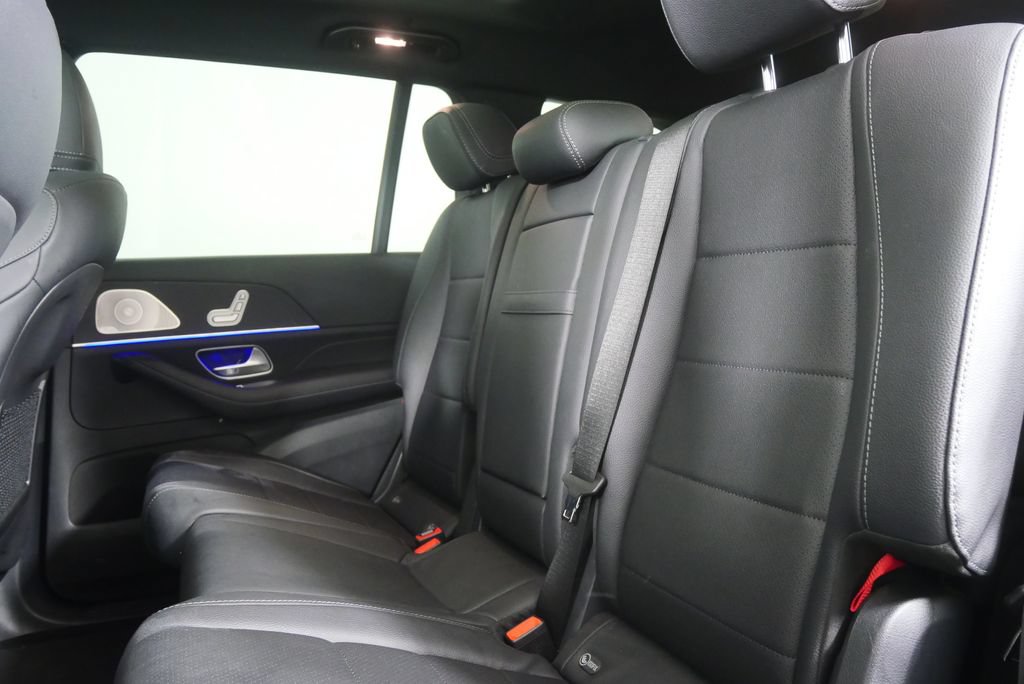 Used 2024 Mercedes-Benz GLS 450 4MATIC image 14