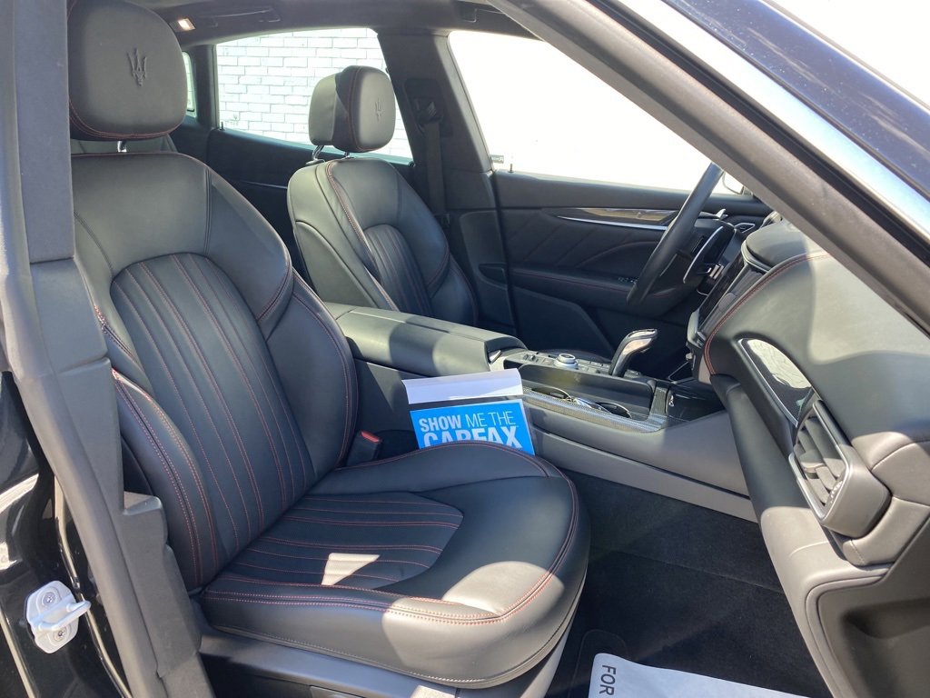 Used 2023 Maserati Levante GT image 13
