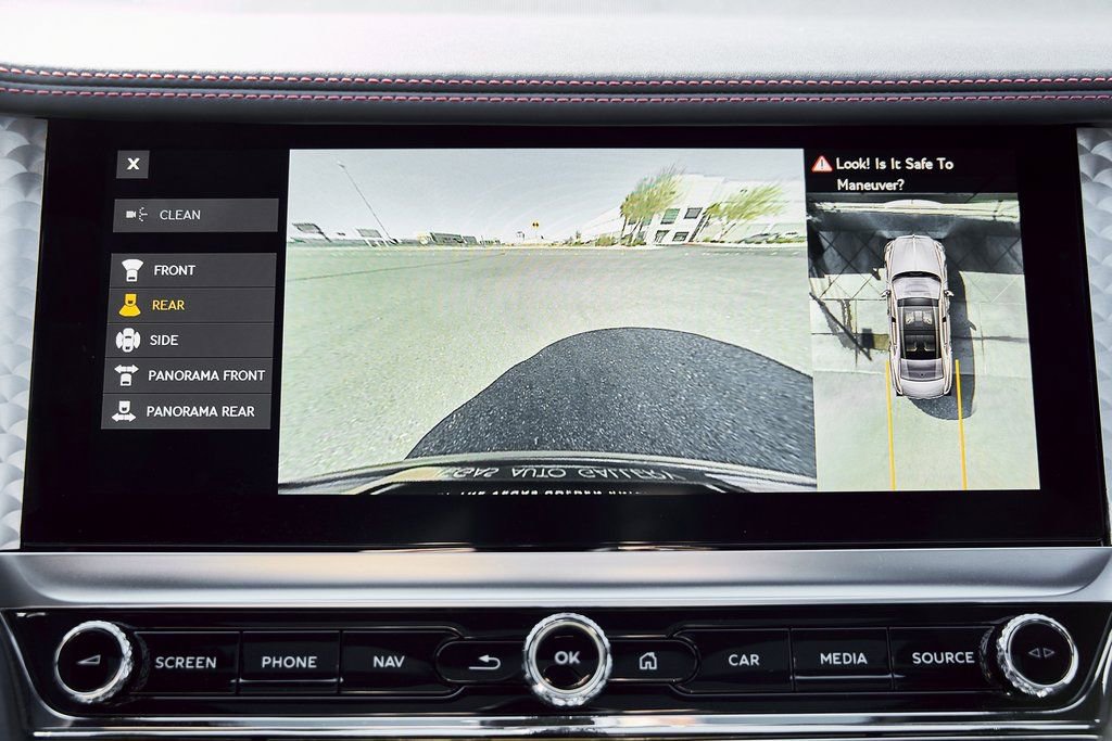Used 2023 Bentley Flying Spur V8 AWD/4WD image 82