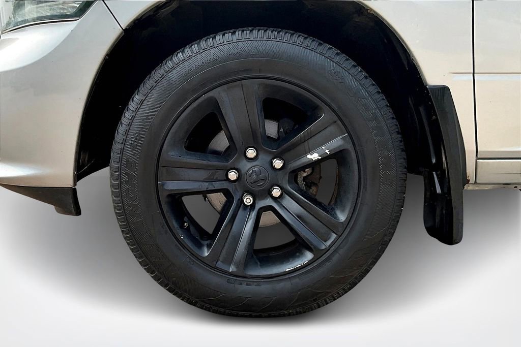 Used 2016 RAM 1500 Sport image 33