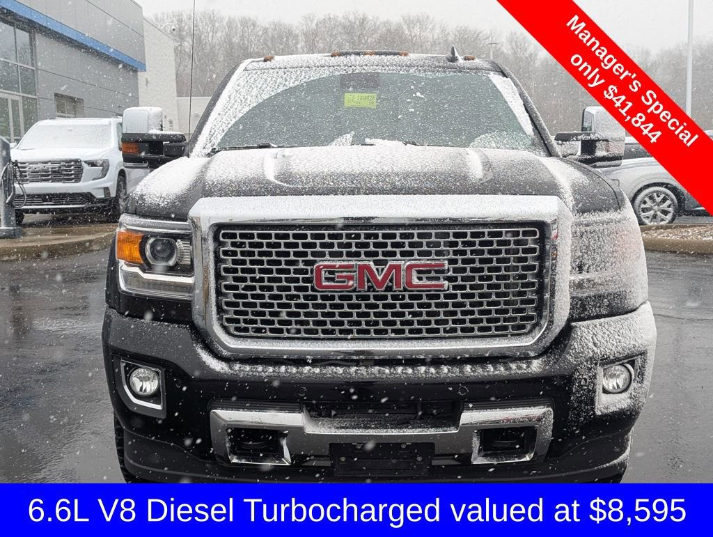 Used 2016 GMC Sierra 2500 Denali w/ Duramax Plus Package image 2