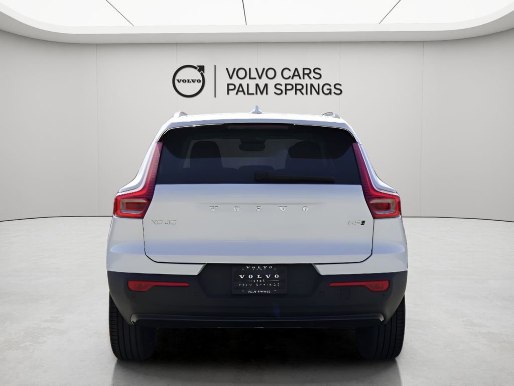 New 2026 Volvo XC40 B5 Ultra w/ Climate Package image 7