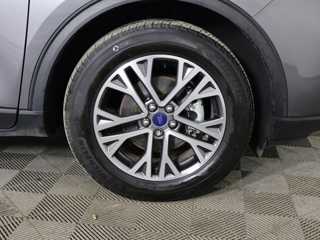 Used 2022 Ford Escape SEL w/ Technology Package image 24