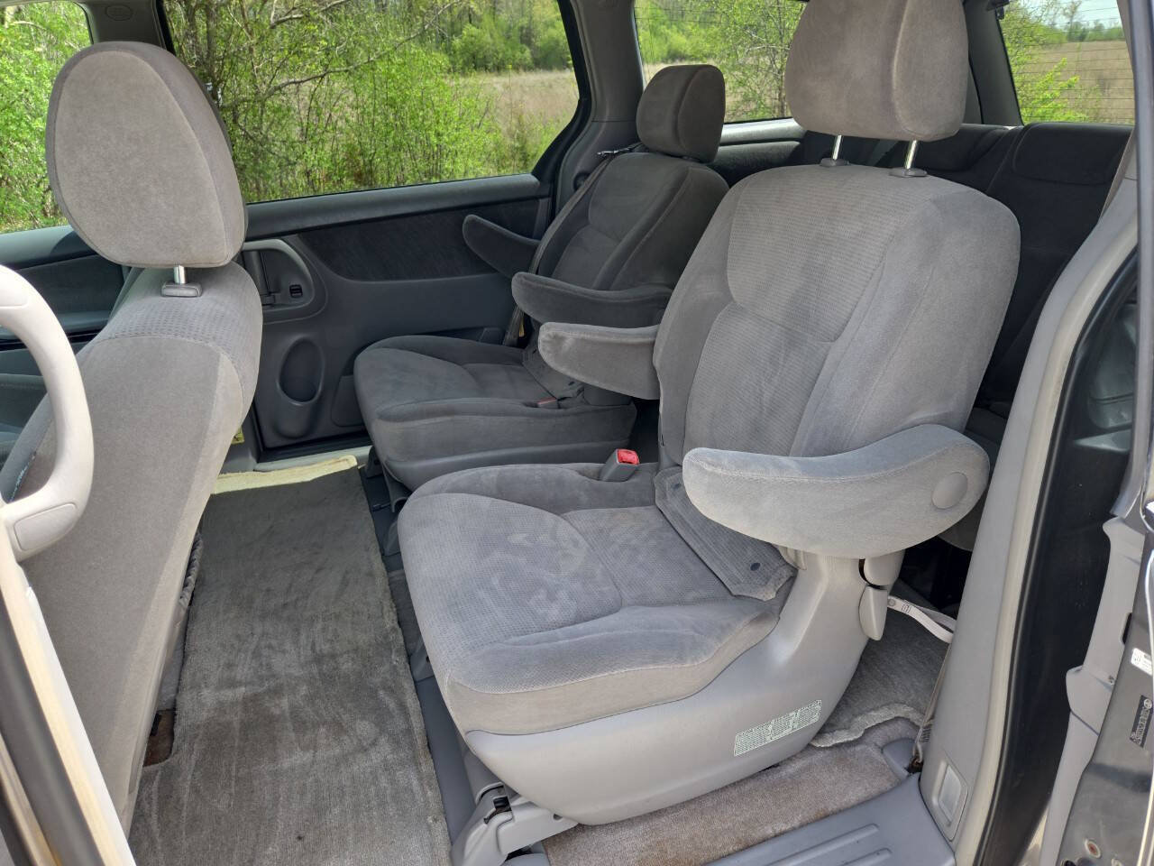 Used 2005 Toyota Sienna LE FWD image 12
