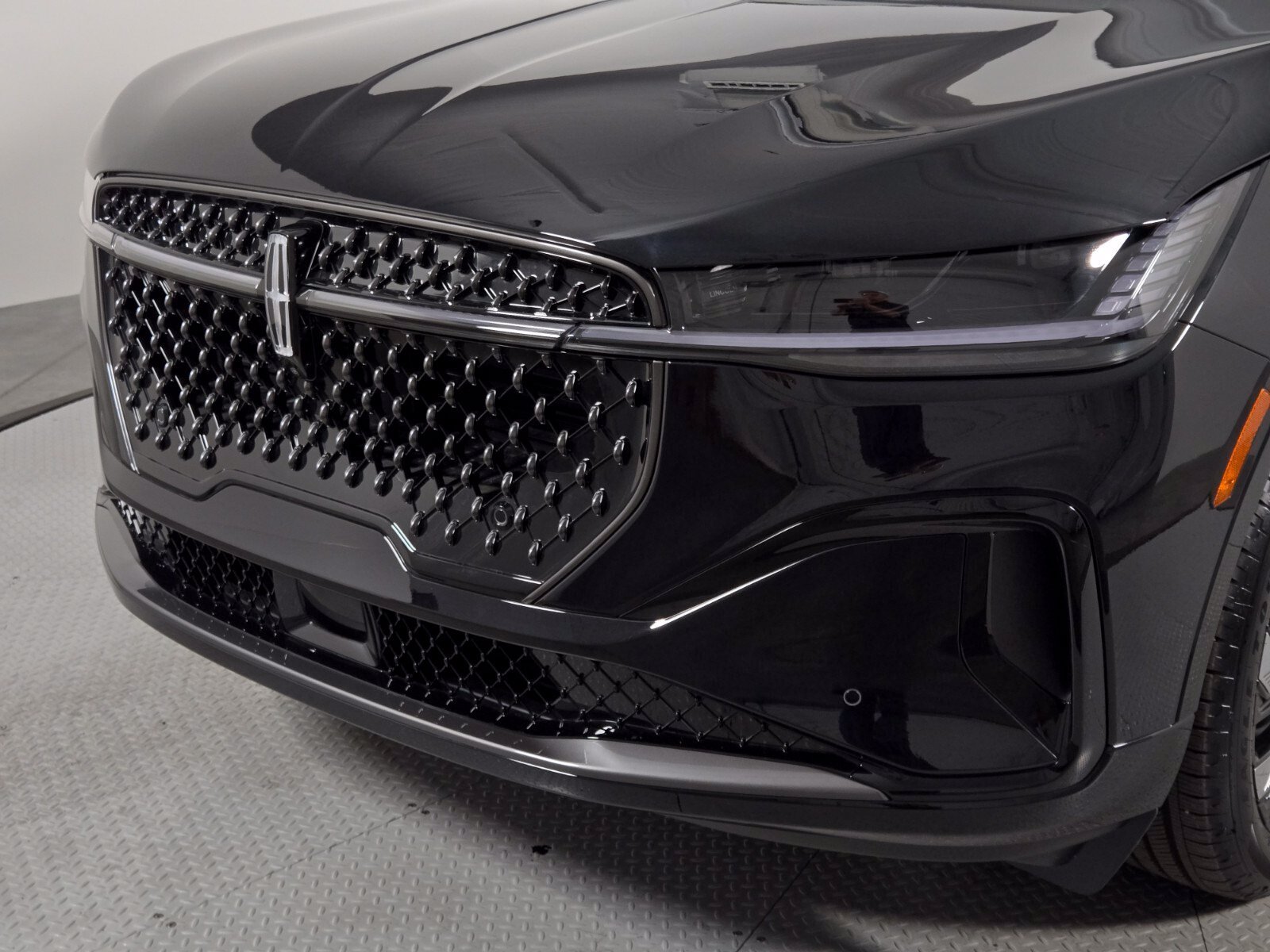 New 2026 Lincoln Nautilus Reserve AWD/4WD image 10