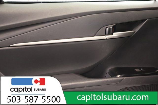 Used 2025 Toyota Camry SE image 29