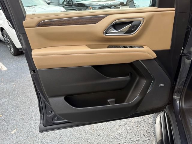 Used 2023 Chevrolet Tahoe Premier image 12