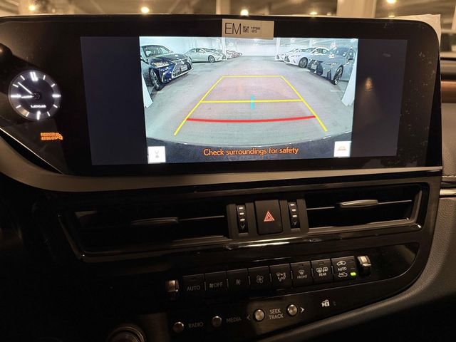 New 2025 Lexus ES 350 w/ Premium Package image 6