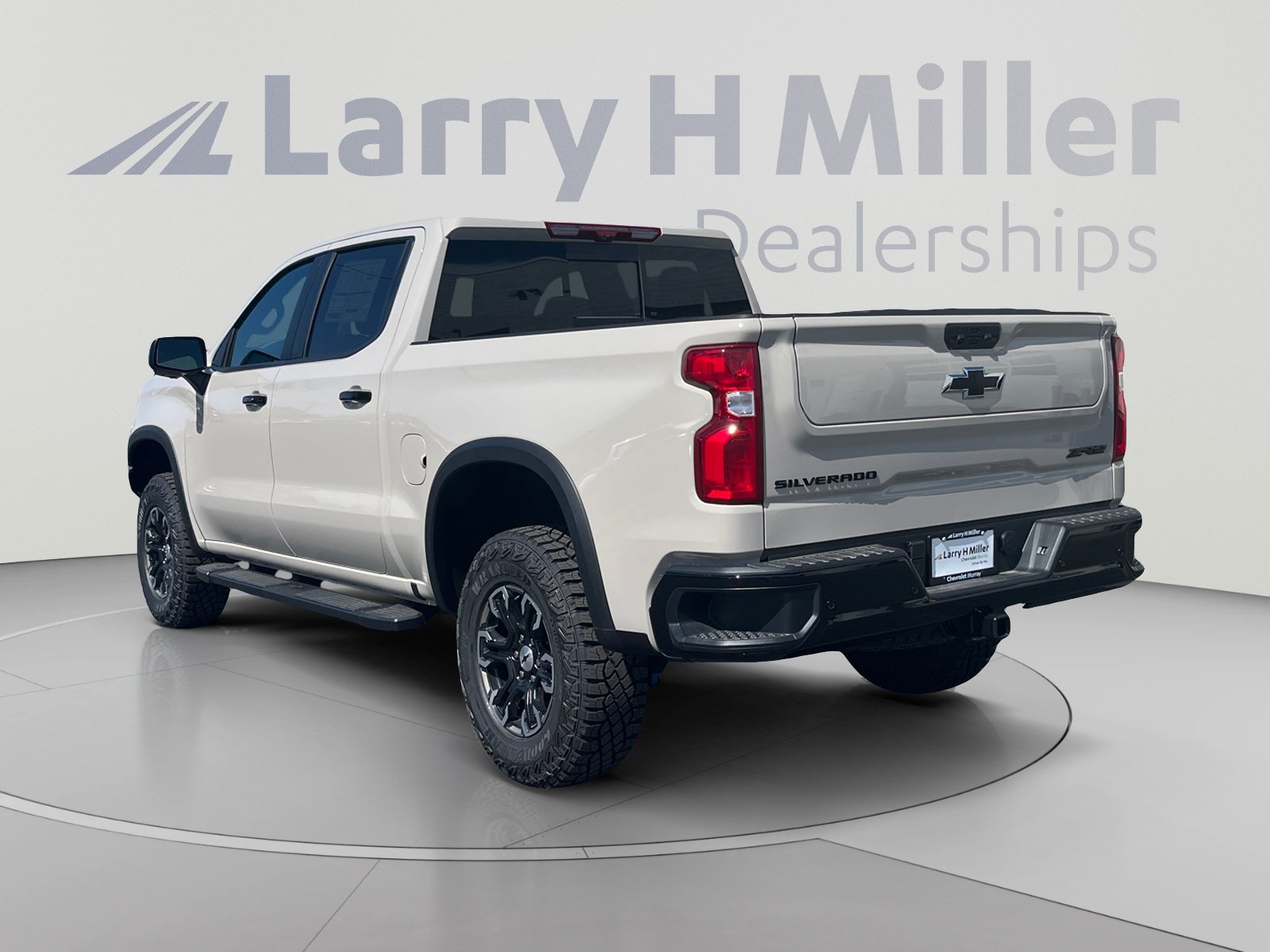New 2026 Chevrolet Silverado 1500 ZR2 w/ LPO, Dark Essentials Package AWD/4WD image 3