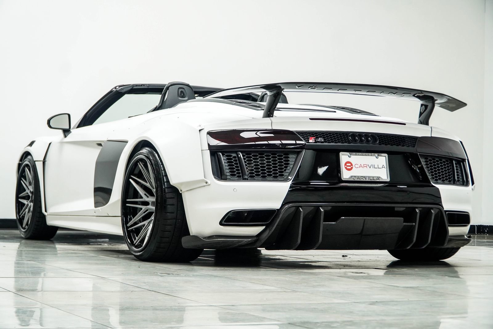 Used 2018 Audi R8 V10 AWD/4WD image 18