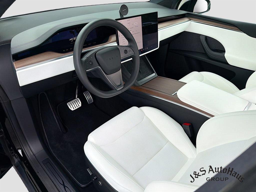 Used 2024 Tesla Model X AWD/4WD image 9