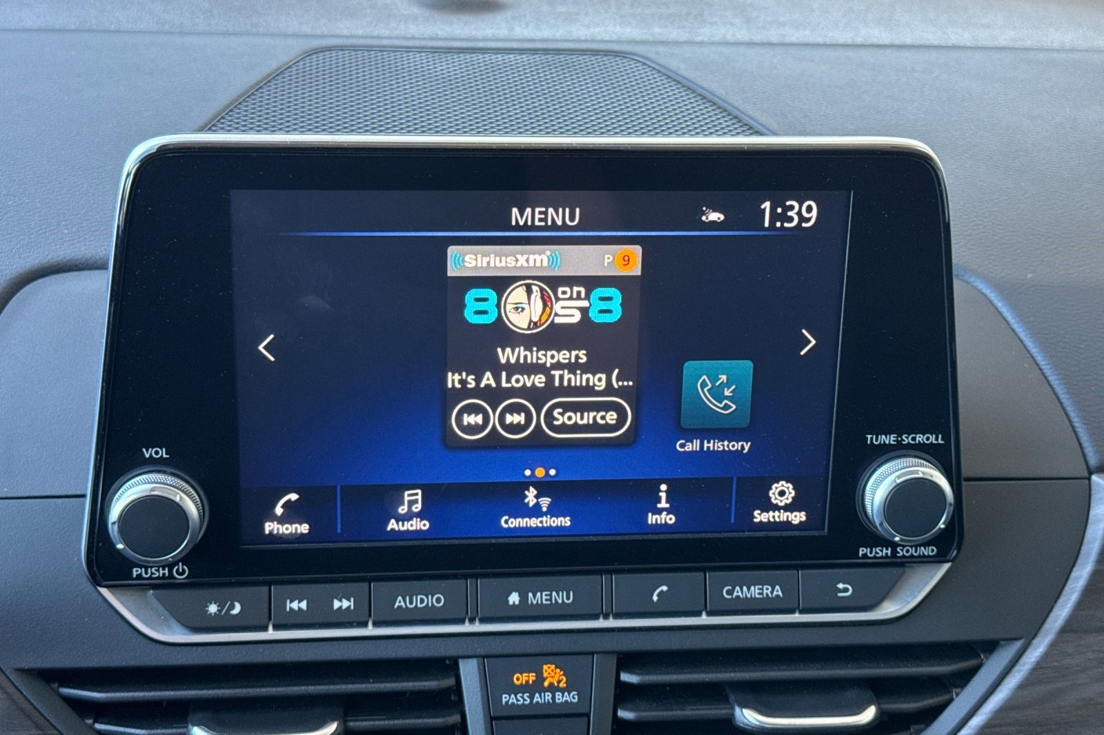 Used 2025 Nissan Altima 2.5 SV image 17