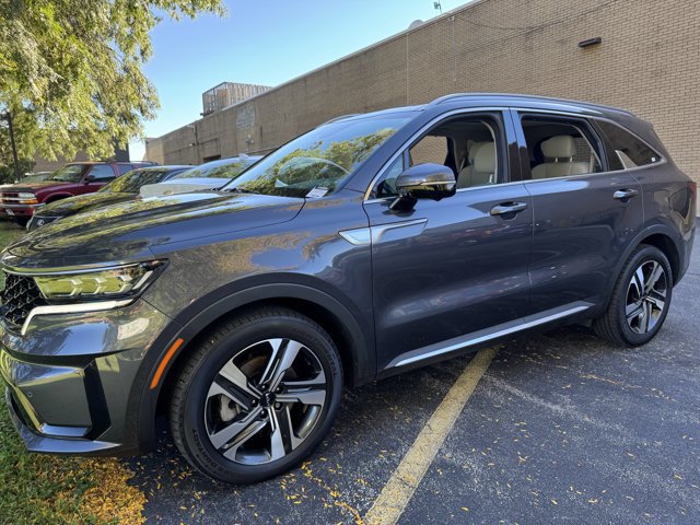 Used 2023 Kia Sorento SX Prestige w/ Panoramic Sunroof Package AWD/4WD image 36