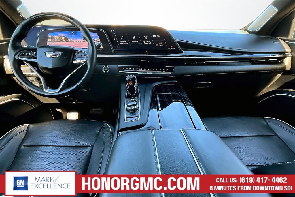 Used 2022 Cadillac Escalade ESV Sport w/ Touring Package AWD/4WD image 7
