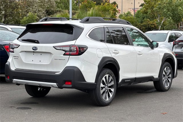 New 2025 Subaru Outback Limited image 4