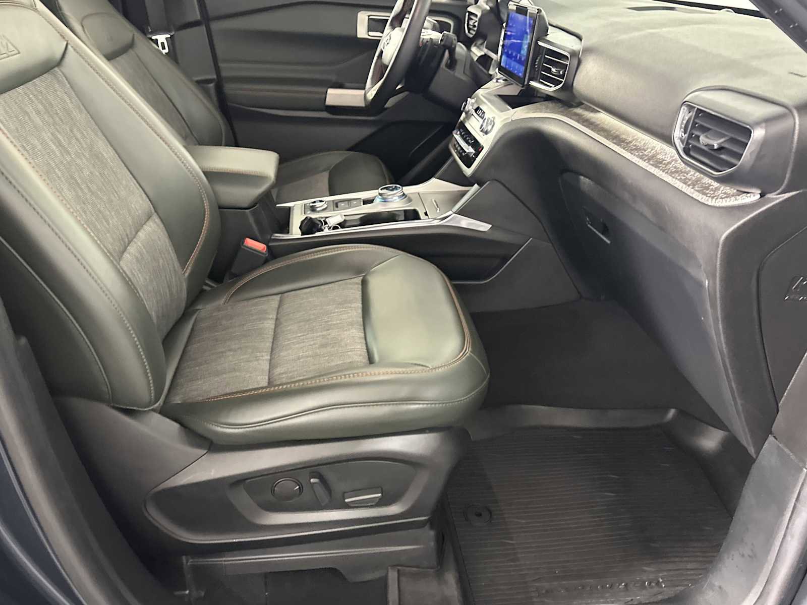 Used 2022 Ford Explorer Timberline image 15