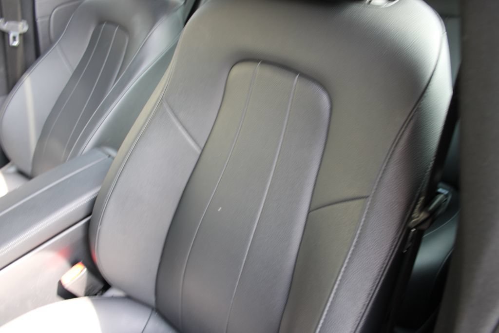 Used 2025 Mercedes-Benz CLA 250 image 10