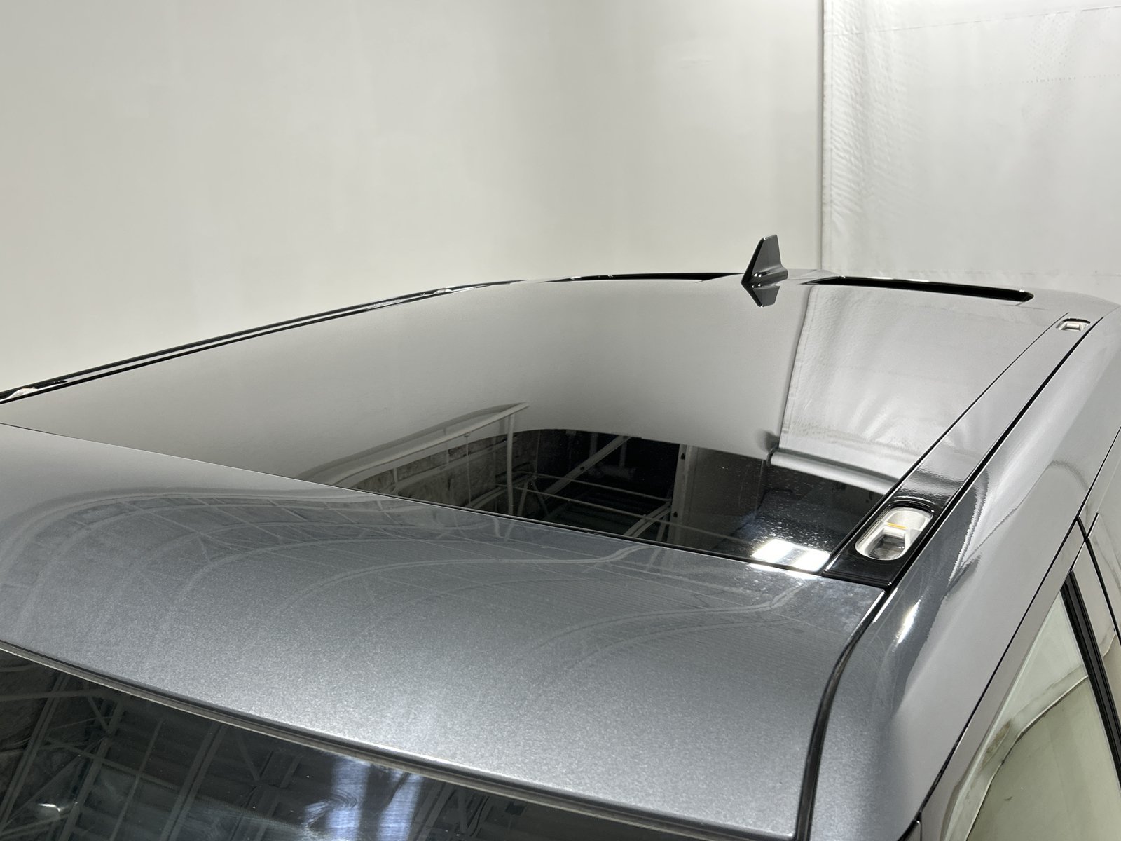 Used 2024 Rivian R1T Adventure AWD/4WD image 13